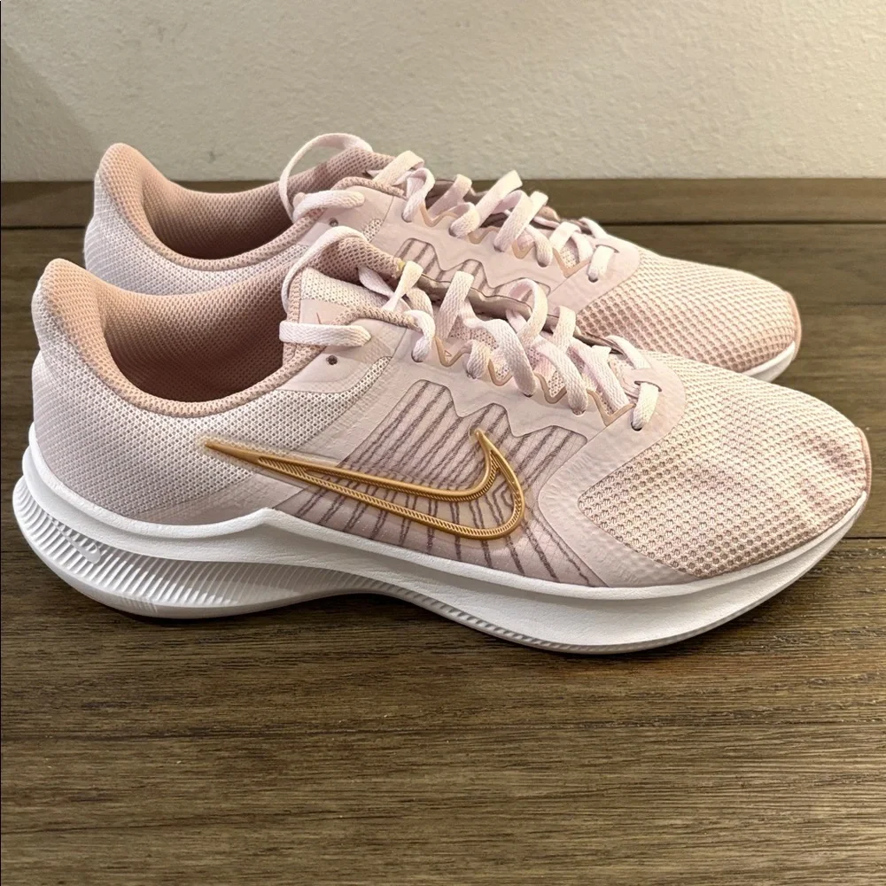 ❌SOLD❌EUC [Nike] Downshifter 11 Lightweight Running Sneakers Pink Women’s 10 - Picture 5 of 13